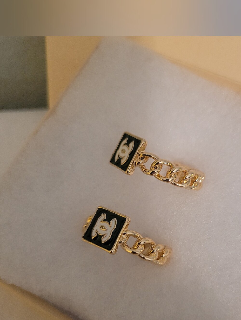 Luxury Jewelry - Picture 3 of 8